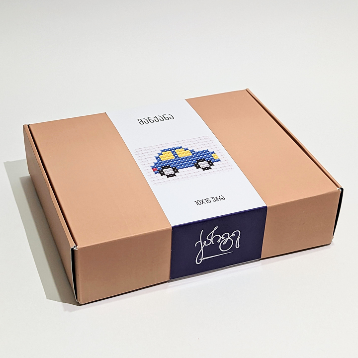 მანქანა - კანვაზე ქარგვა